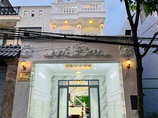 Giá tốt hơn thị trường,đhuỳnh văn bánh,p12,phú nhuận, dt 91,5m2,giá 4ty550tr,cho thuê 30tr,sổ riêng