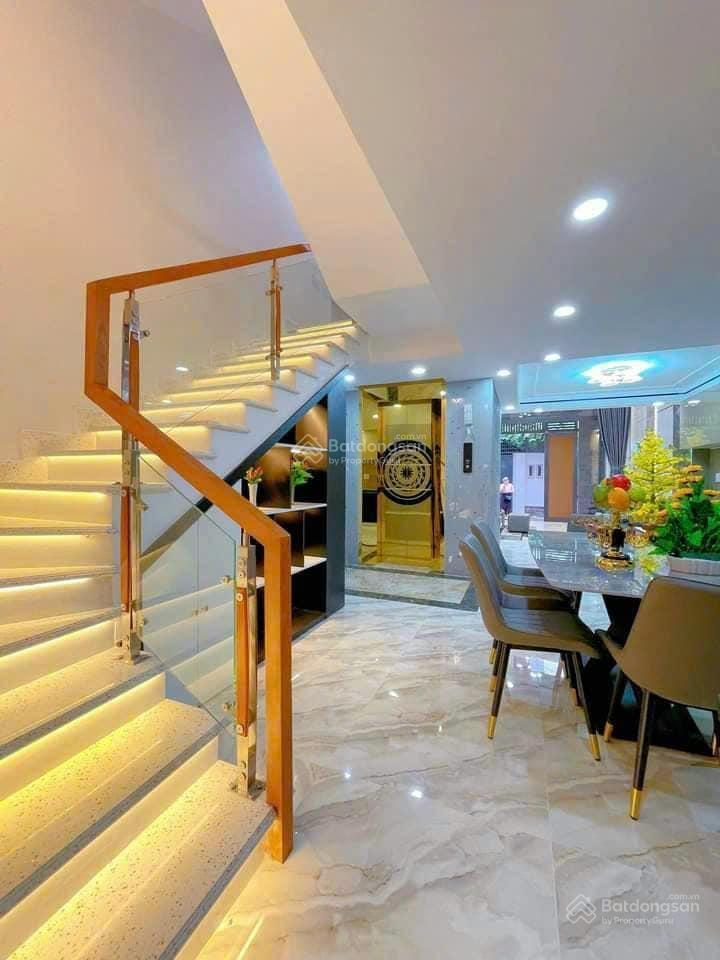 Nhà đẹp khu vực quận 10, đường cách mạng tháng 8, phường 12, dt 70m2, giá 3tỷ780tr, sổ riêng