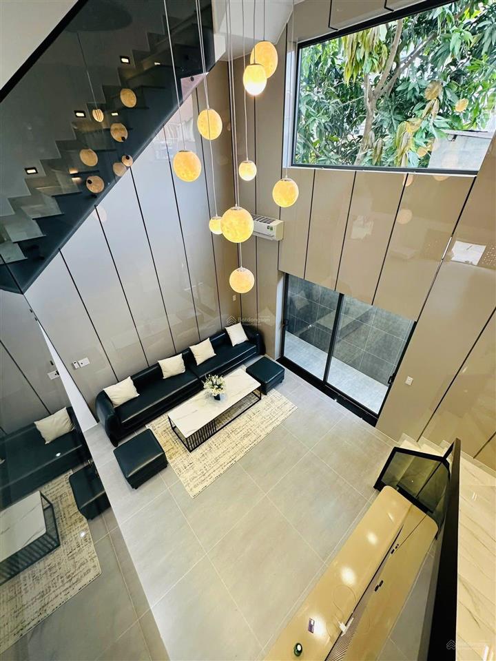 Bán nhà hẻm xe hơi 8m, đoàn văn bơ, p14, q4, dt 71,5m2, giá 3tỷ900tr, cho thuê 27tr, sổ riêng.