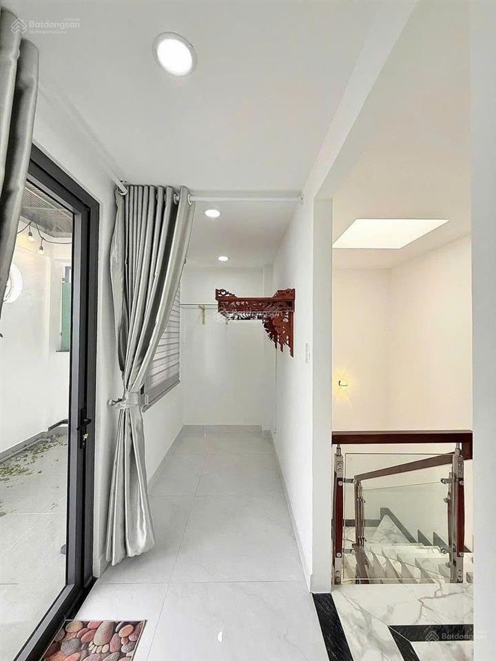 Nhà bán gấp giá ngộp tại lý thường kiệt, p7, tân bình, dt 85,3m2, cho thuê 26tr, sổ riêng