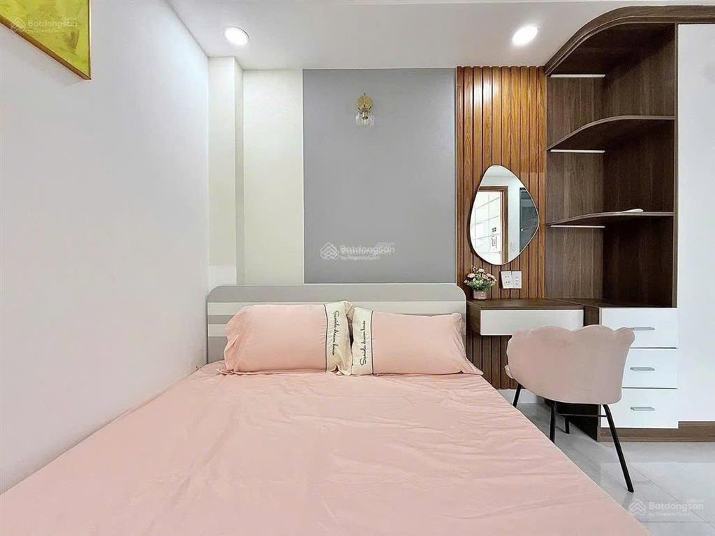 Nhà bán gấp giá ngộp tại lý thường kiệt, p7, tân bình, dt 85,3m2, cho thuê 26tr, sổ riêng