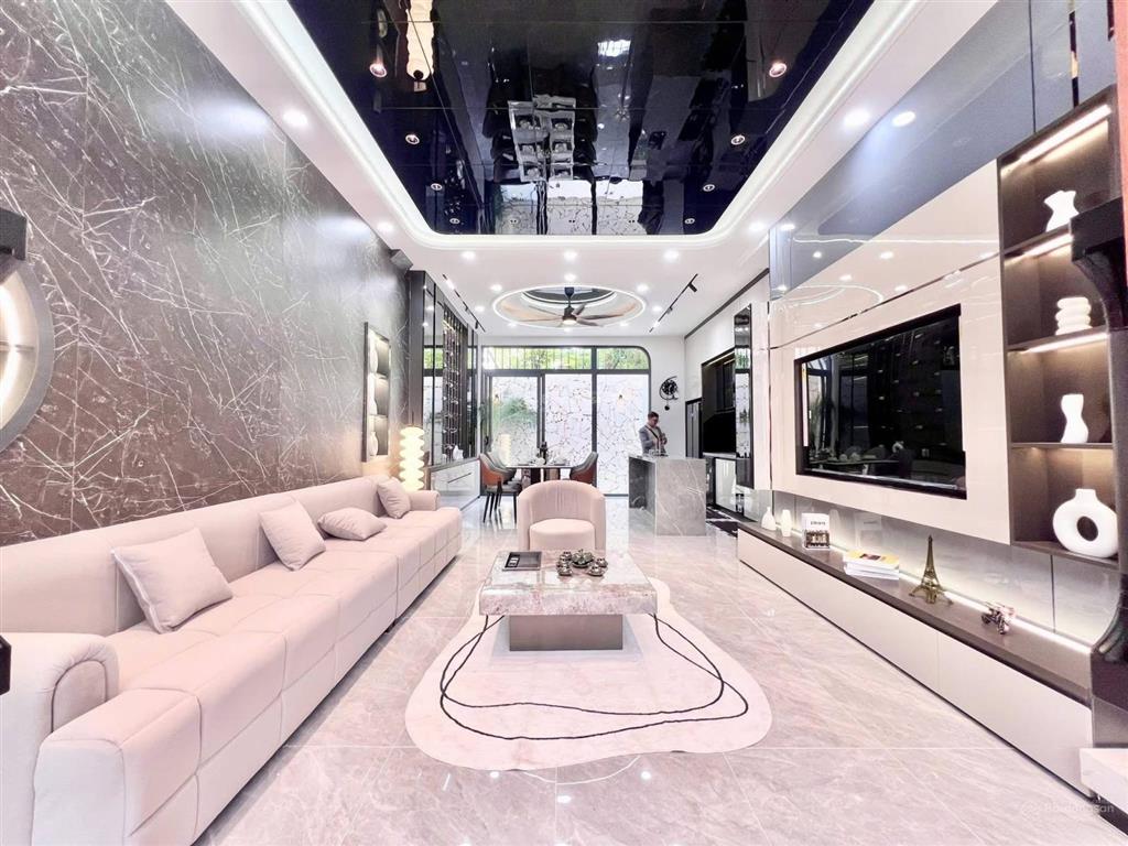 Bán nhà để kinh doanh đtrương quốc dung, p10,phú nhuận, 85m2,giá 4tỷ300tr, cho thuê 25tr,sổ riêng