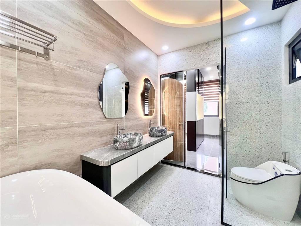 Bán nhà để kinh doanh đtrương quốc dung, p10,phú nhuận, 85m2,giá 4tỷ300tr, cho thuê 25tr,sổ riêng