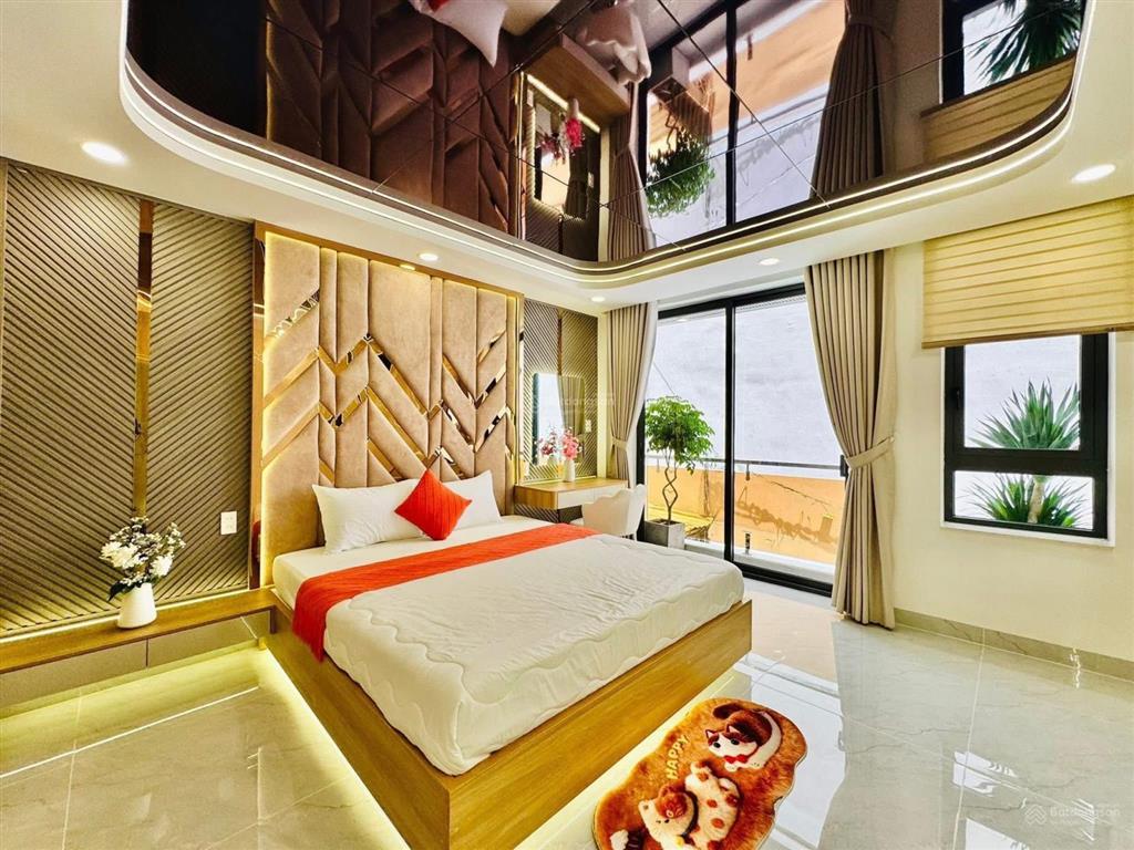 Nhà phố ở trung tâm đường trần khắc chân, p.tân định, quận 1, dt 56m2, giá 3tỷ200tr, sổ riêng