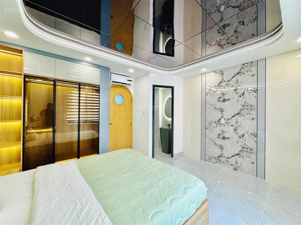 Nhà phố ở trung tâm đường trần khắc chân, p.tân định, quận 1, dt 56m2, giá 3tỷ200tr, sổ riêng