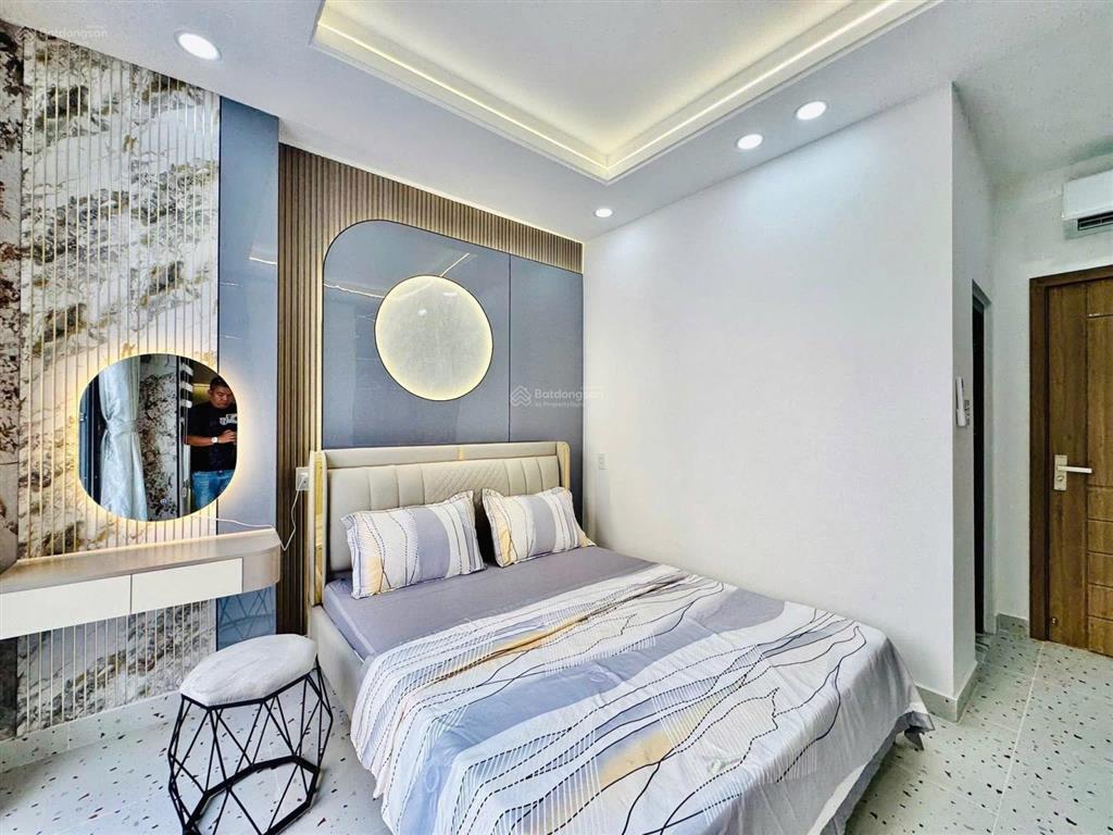 Chủ cần tiền gấp, phan văn hân, p17, quận bình thạnh, dt 64m2, giá 3tỷ250tr, cho thuê 25tr,sổ riêng