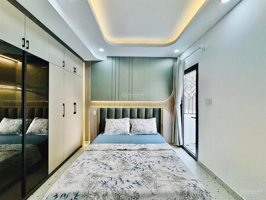 Chủ cần tiền gấp, phan văn hân, p17, quận bình thạnh, dt 64m2, giá 3tỷ250tr, cho thuê 25tr,sổ riêng