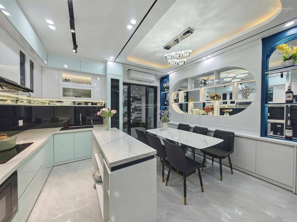 Chủ bị trục trặc tài chính đường lý thường kiệt,p7,q11,dt 72m2,giá 4tỷ230tr,cho thuê 26tr,sổ riêng.