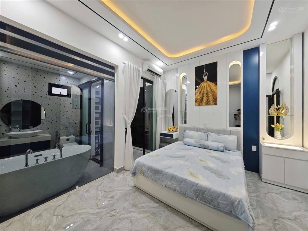 Chủ bị trục trặc tài chính đường lý thường kiệt,p7,q11,dt 72m2,giá 4tỷ230tr,cho thuê 26tr,sổ riêng.