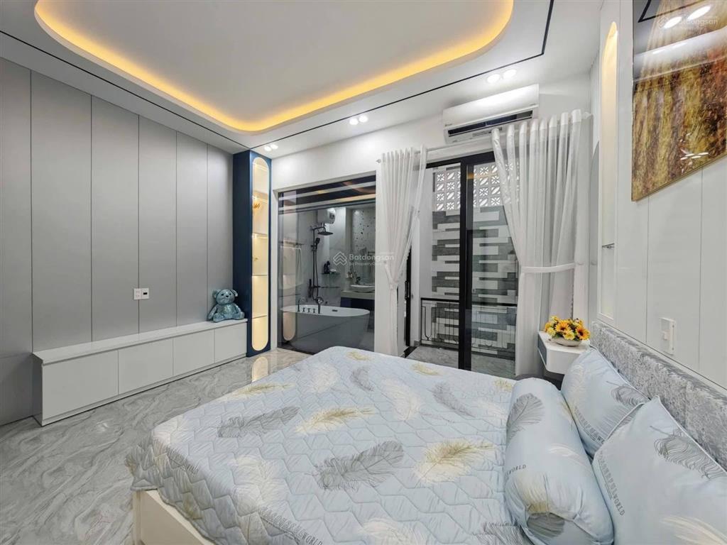 Chủ bị trục trặc tài chính đường lý thường kiệt,p7,q11,dt 72m2,giá 4tỷ230tr,cho thuê 26tr,sổ riêng.