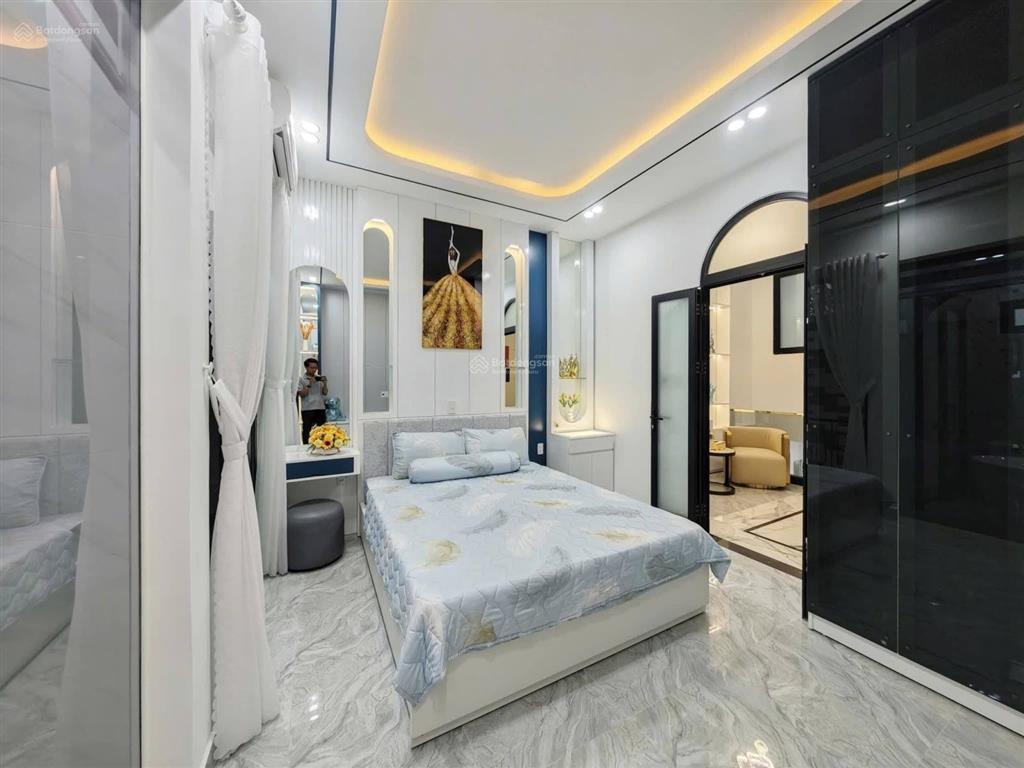 Chủ bị trục trặc tài chính đường lý thường kiệt,p7,q11,dt 72m2,giá 4tỷ230tr,cho thuê 26tr,sổ riêng.