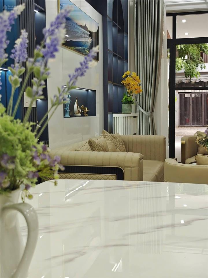 Chủ bị trục trặc tài chính đường lý thường kiệt,p7,q11,dt 72m2,giá 4tỷ230tr,cho thuê 26tr,sổ riêng.