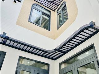 Nhà góc siêu đẹp đ nguyễn thái sơn,p7,q. gò vấp,dt 60,9m2,giá 3tỷ120tr cho thuê 25tr, sổ hồng riêng