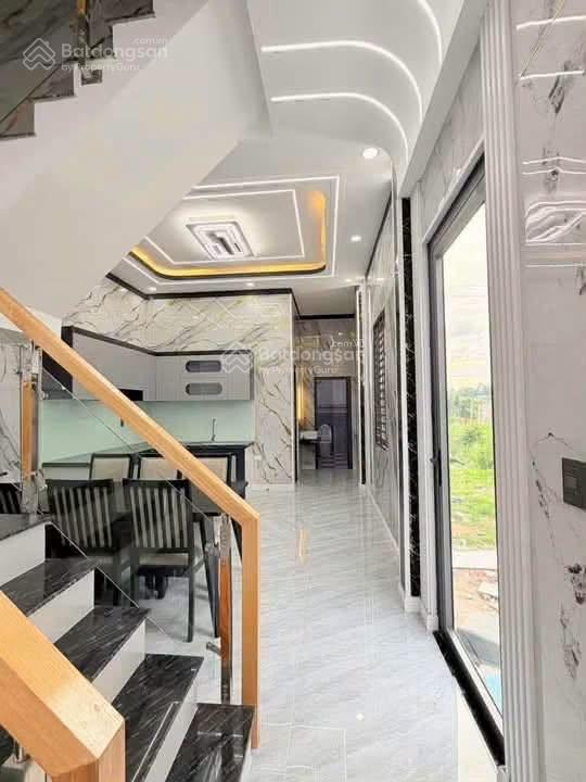 Chủ bán gấp đ. võ thị sáu, p. tân khánh, tp tân uyên,bình dương,dt 85m2,giá 3ty250tr thuê 26tr, shr