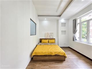 Cho thuê ch 1pn/studio ban công cửa sổ full nt ngay trung tâm himlam, gần tdtu, rmit, tiện đi q1