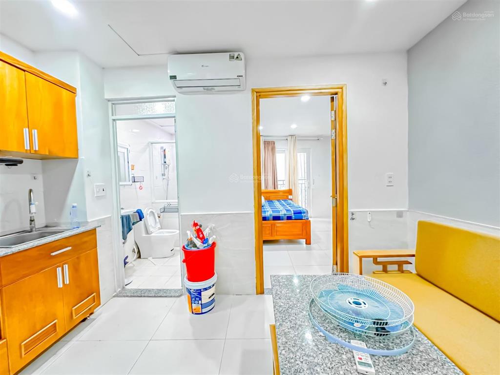 Cho thuê căn hộ 1pn thang máy hầm xe full nội thất ngay trung tâm quận 4
