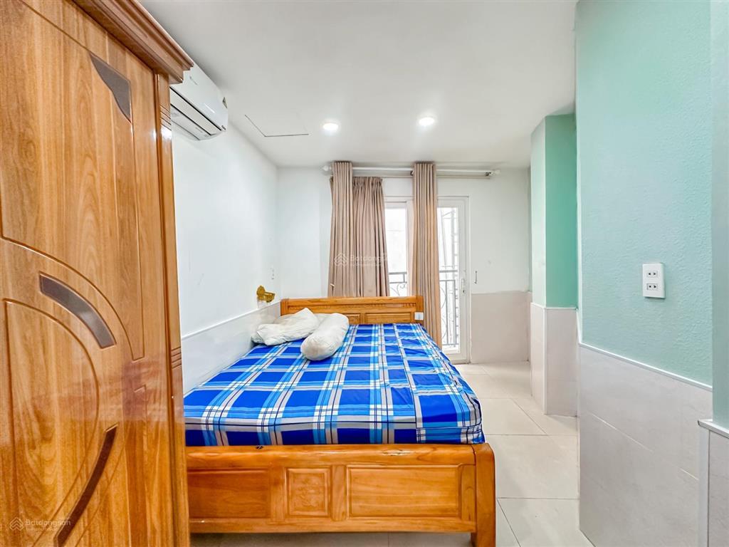 Cho thuê căn hộ 1pn thang máy hầm xe full nội thất ngay trung tâm quận 4