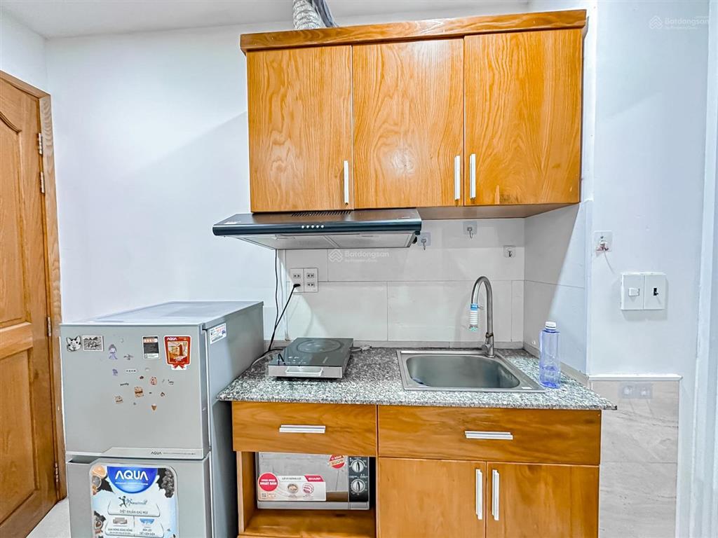Cho thuê căn hộ 1pn thang máy hầm xe full nội thất ngay trung tâm quận 4
