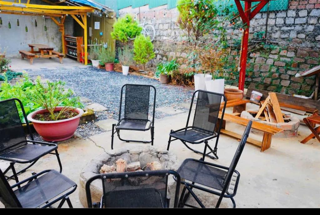 Cho thuê homestay vila  Phan Chu Trinh  đà đat 11pn - 9wc, giá thuê 17tr/tháng