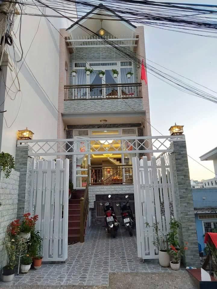 Cho thuê nhà 3 phòng Trần Phú phường 2 Đà Lạt 15 triệu/tháng