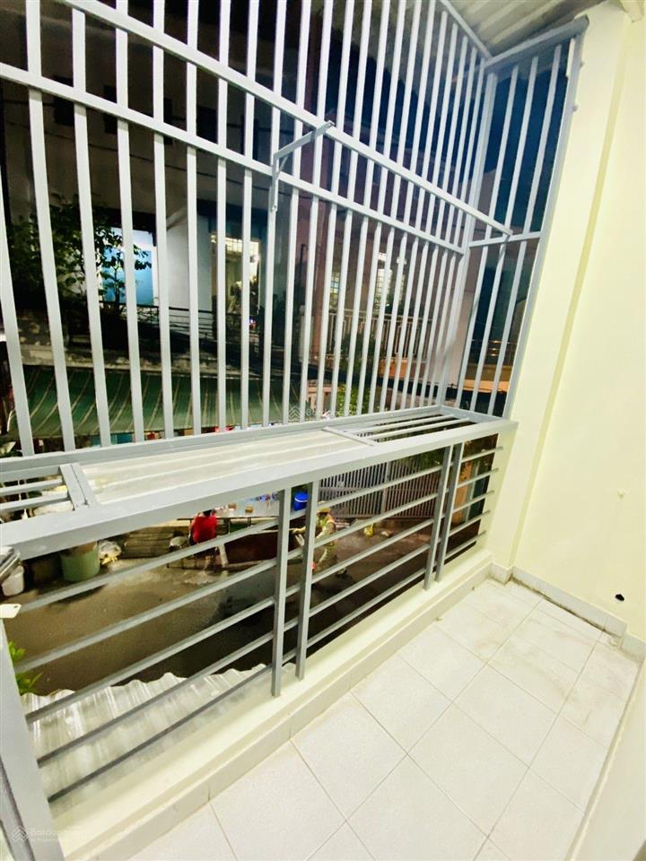 Nhà bán mặt tiền đường số 1,p.10,tân bình, dt 30m2 nở hậu, giá nhỉnh 5tỷ, xem nhà  0903 007 *** lộc