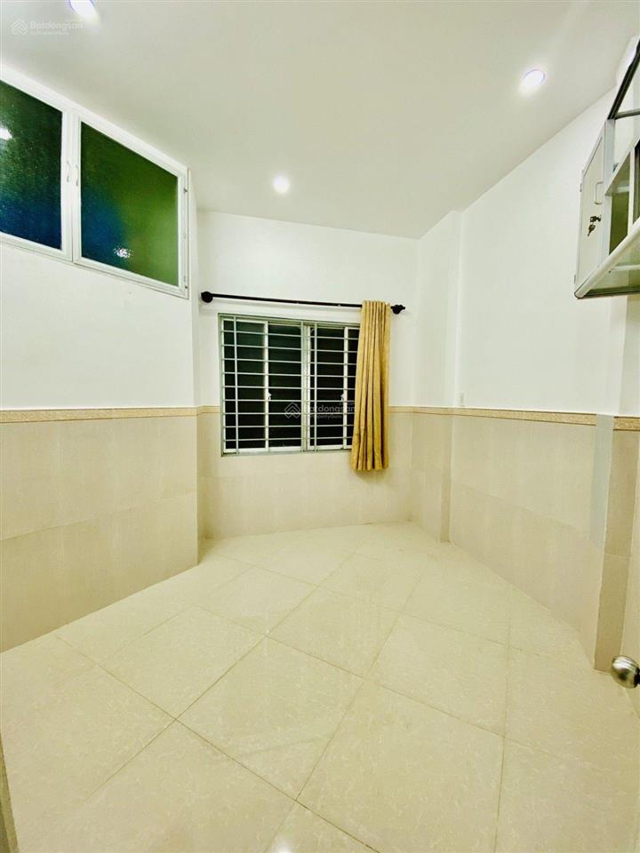 Nhà bán mặt tiền đường số 1,p.10,tân bình, dt 30m2 nở hậu, giá nhỉnh 5tỷ, xem nhà  0903 007 *** lộc