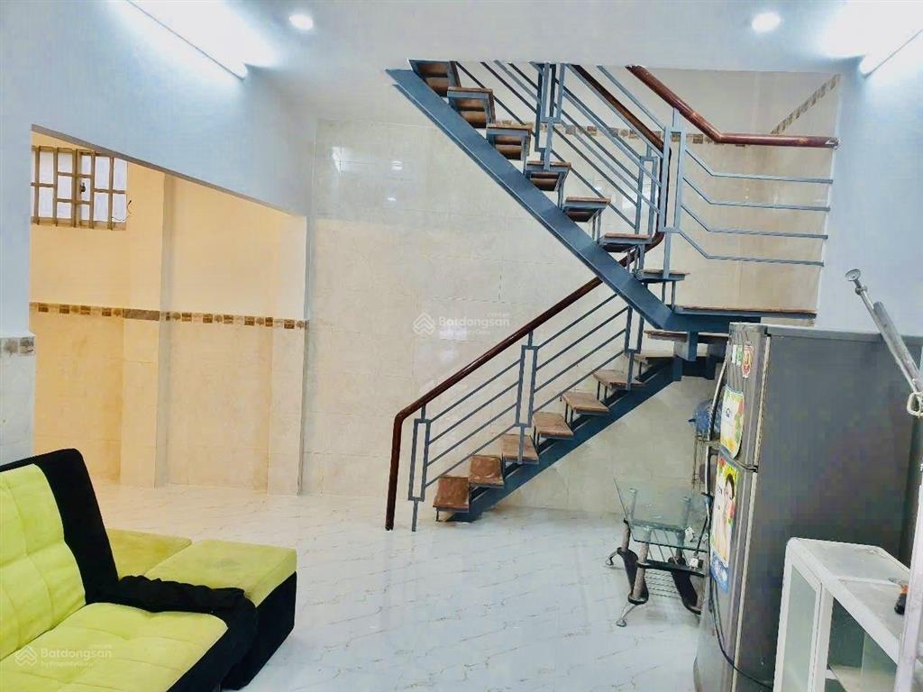 Nhà bán mặt tiền đường số 1,p.10,tân bình, dt 30m2 nở hậu, giá nhỉnh 5tỷ, xem nhà  0903 007 *** lộc