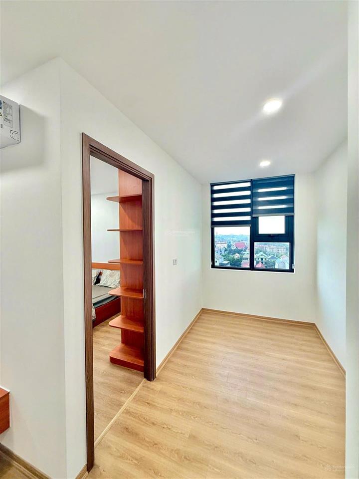 Chính chủ cho thuê căn hộ yên bình complex cạnh sam sung 73m2 2pn+ 2wc full đồ 9tr tháng