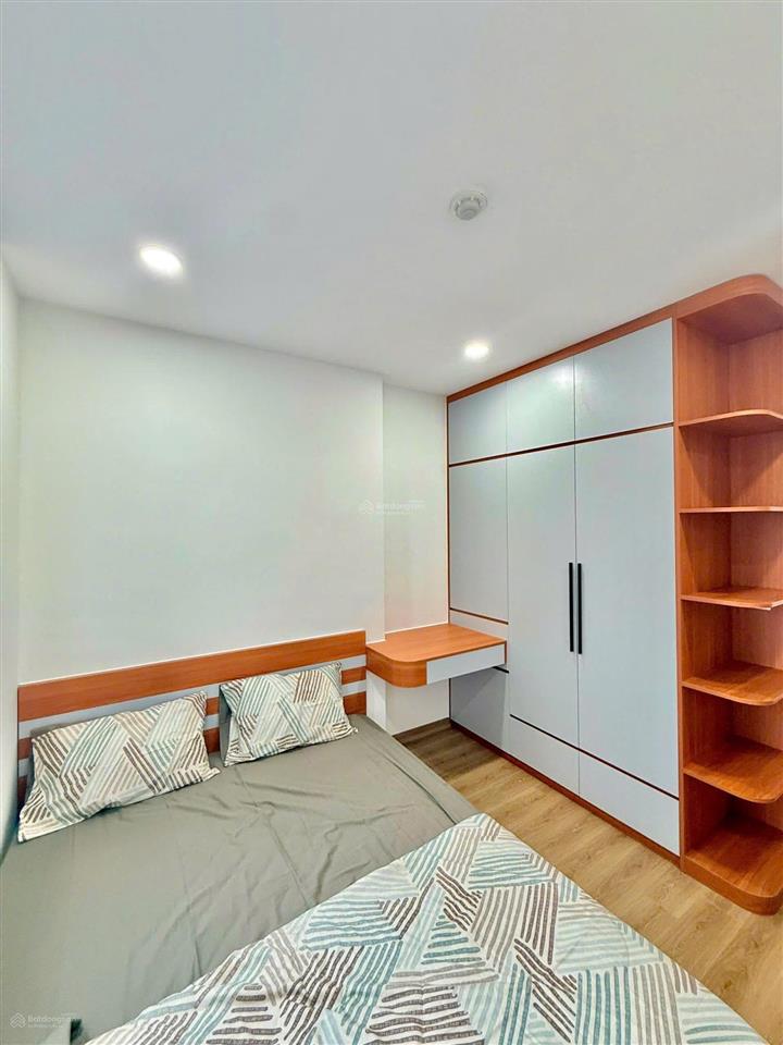 Chính chủ cho thuê căn hộ yên bình complex cạnh sam sung 73m2 2pn+ 2wc full đồ 9tr tháng