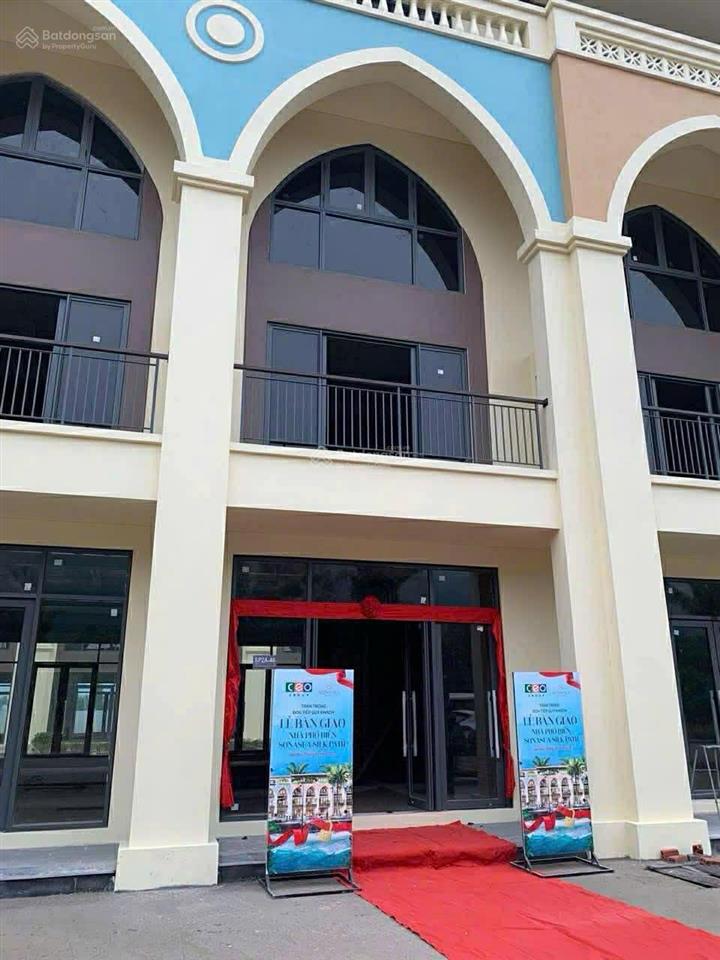Bán cắt lỗ nhà liền kề phố biển sonasea