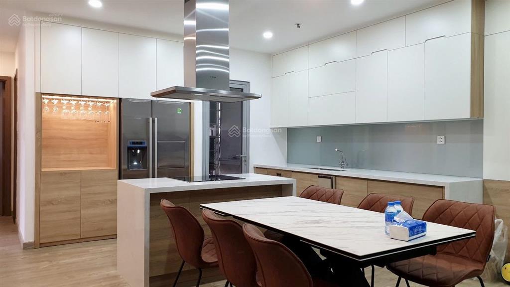 Bán căn hộ chung cư 03 phòng ngủ đầy đủ nội thất mới, tòa a2, vinhomes gardenia
