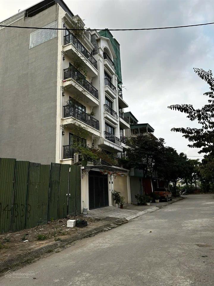 Chính chủ bán đất phân lô thạch bàn, long biên 17,5 tỷ, 75m2, sdcc