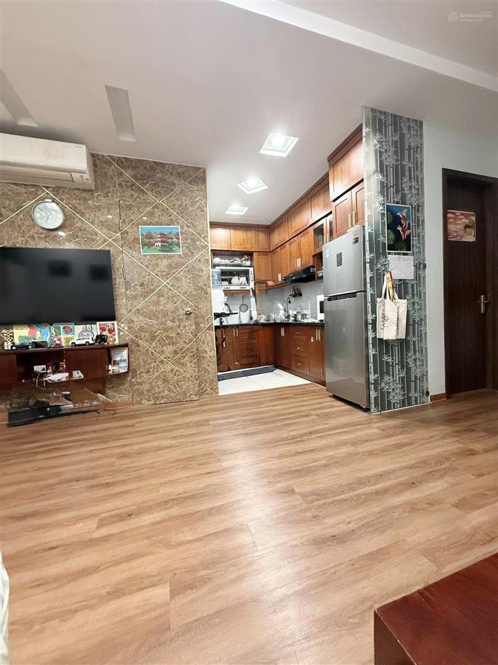 Chính chủ bán căn chung cư cạnh hồ linh đàm