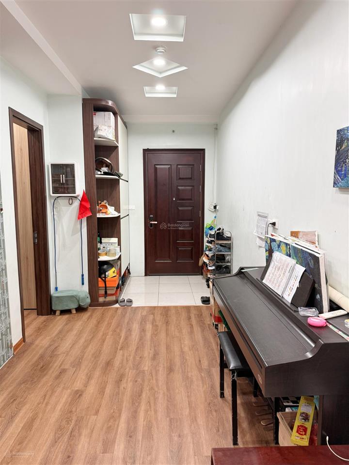 Chính chủ bán căn chung cư cạnh hồ linh đàm