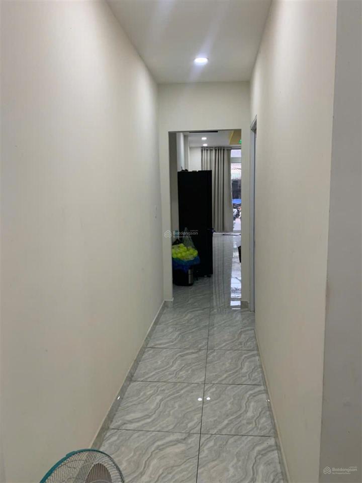 Nhà mtkd đường số cách phạm văn đồng 100m  khu bên sông  sát tttm gigamall 60m2, cho thuê 15tr/th