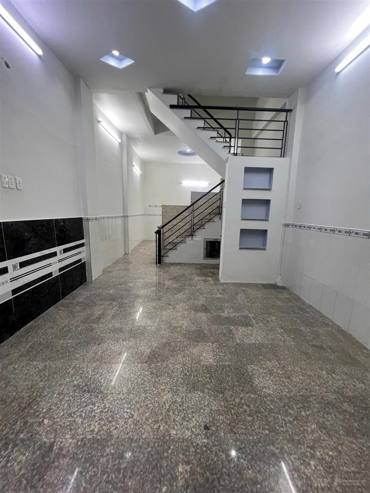 Nhà 45m2 3 tầng nguyễn văn luông quận 6