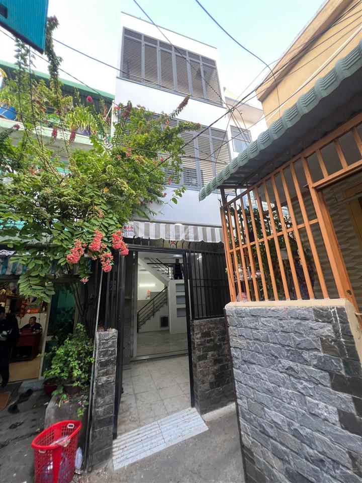 Nhà 45m2 3 tầng nguyễn văn luông quận 6
