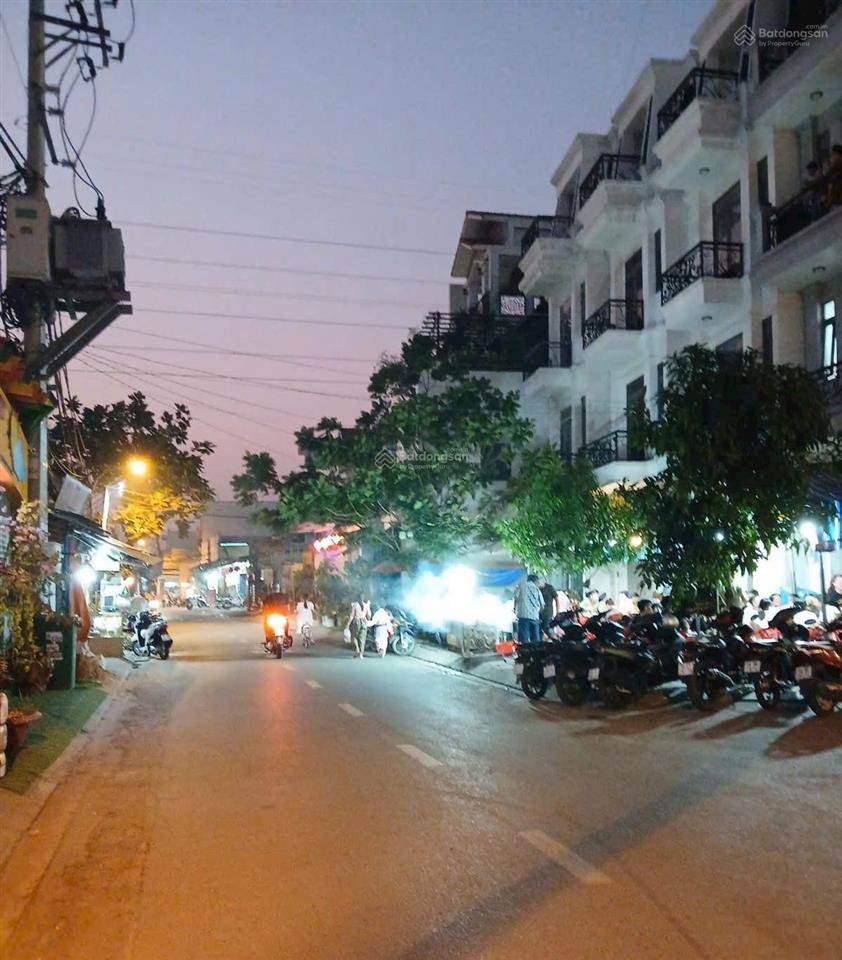 Nhà ngang 5m hẻm xe tải lâm hoành bình tân