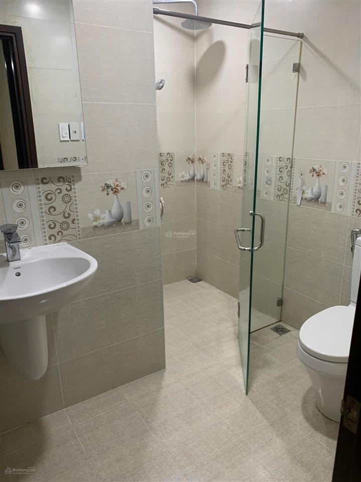 Cho thuê căn hộ remax plaza, bãi sậy, quận 6