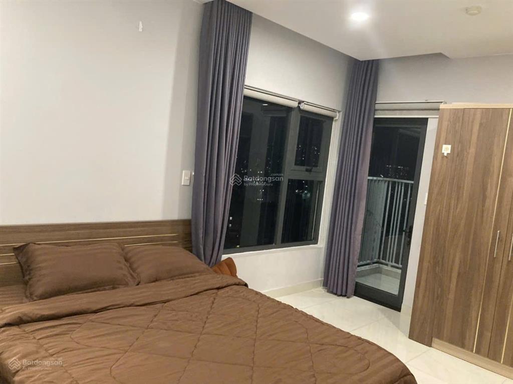 Căn hộ 3 phòng ngủ full nội thất viva riverside võ văn kiệt quận 6