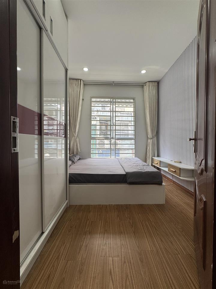 Hot! nhà hẻm xe hơi 5m đường tô hiến thành, quận 10 3 tầng 3pn chỉ 6tỷ3
