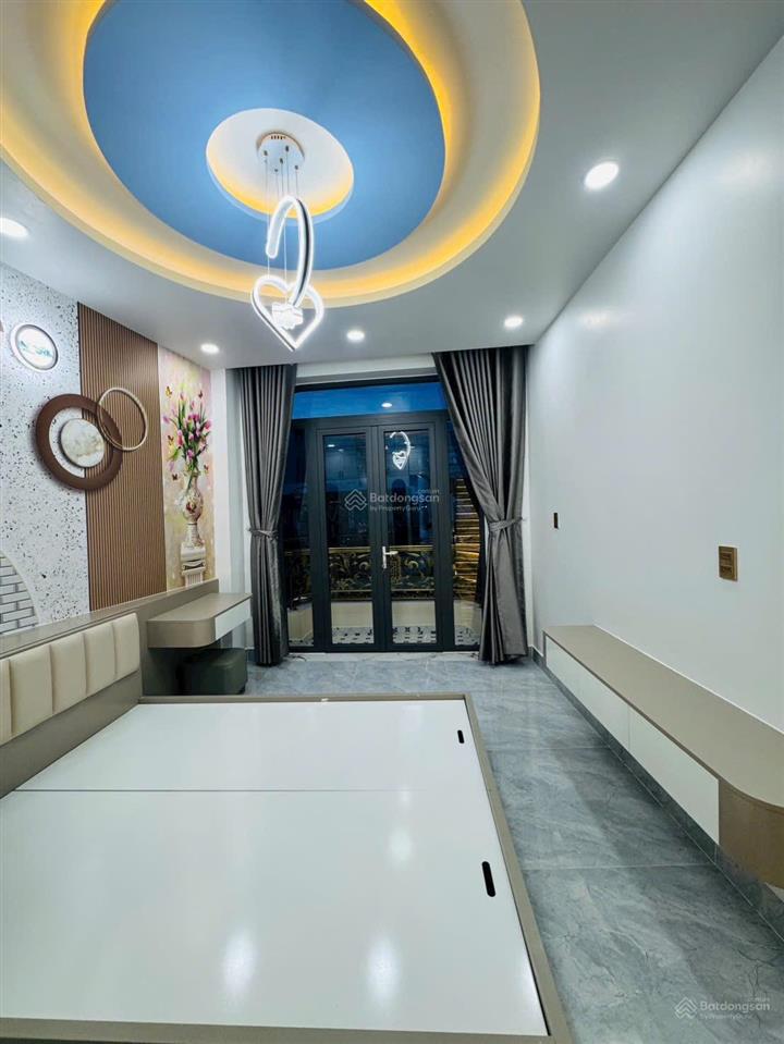 Cho thuê nhà mặt tiền phan huy ích gò vấp 5 tầng full nội thất giá chỉ 28triệu