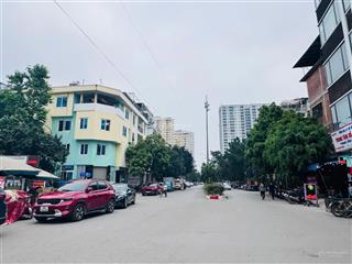 Giảm chào 500tr70m2 nhà văn khê chỉ 12,6 tỷ.nhà 2 thoáng, tự xây tâm huyết, tặng lại nội thất đẹp