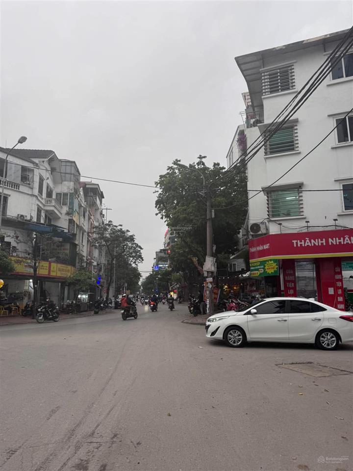 Gia đình giảm chào 500tr chỉ hơn 13 tỷ nhà 45m2  6 tầng  phân lô tại văn quán cho khách thiện chí