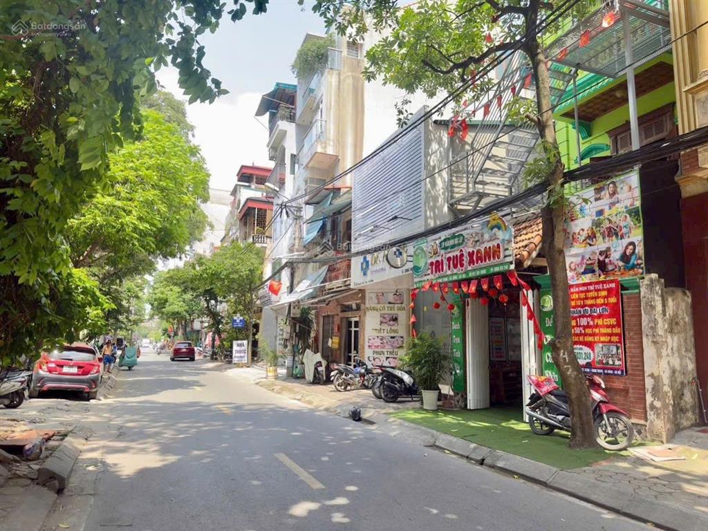 Gia đình chuyển nơi ở, cần nhượng lại căn nhà tâm huyết 40m mặt phố nguyễn viết xuân hà đông