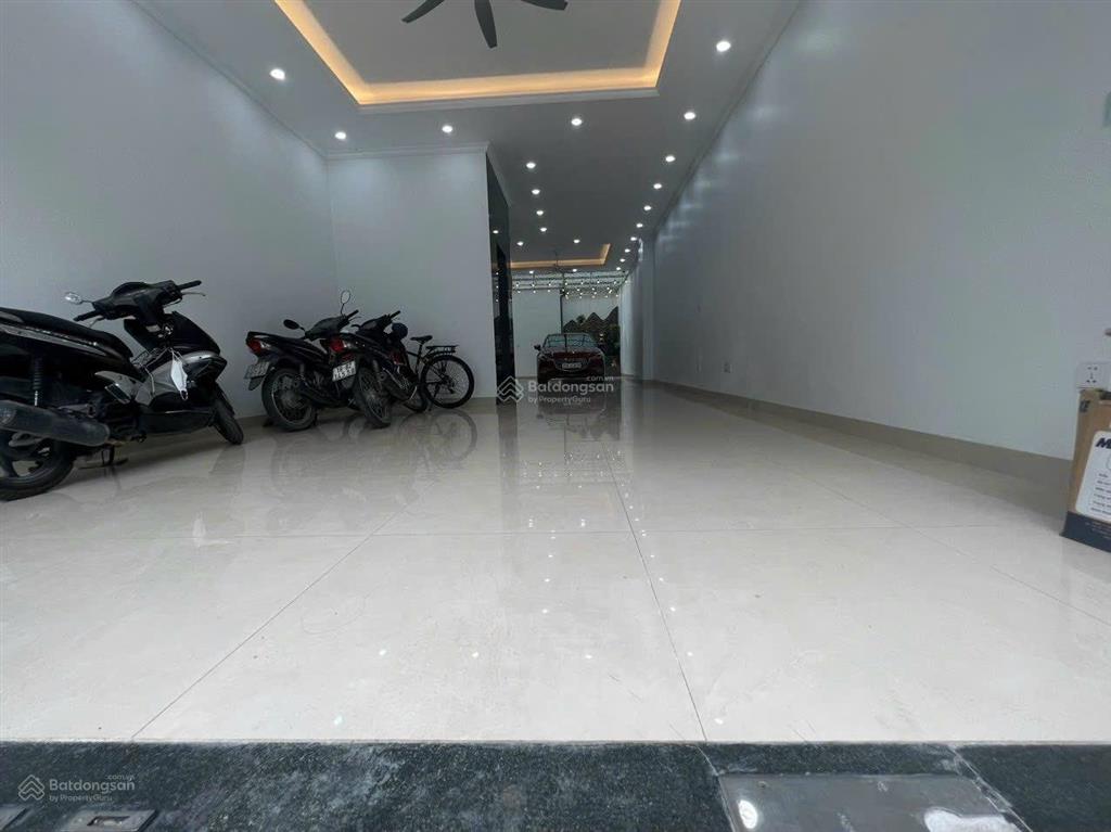 Chỉ 25 triệu/tháng  cho thuê t1,2 liền kề galaxy 200m sàn  thang máy  100m ra tố hữu