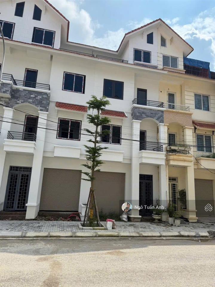 Em bán liền kề trục chính, giá bán chỉ 10 tỷ