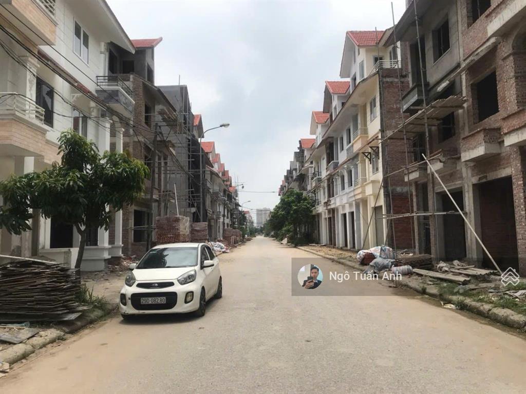 Em bán liền kề trục chính, giá bán chỉ 10 tỷ