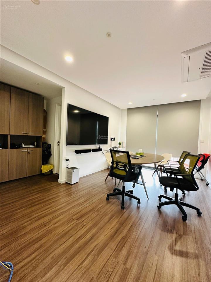 Cần tiền tôi bán gấp căn 6 tầng 80m2 đang cho thuê 60tr/tháng trung tâm quận 6