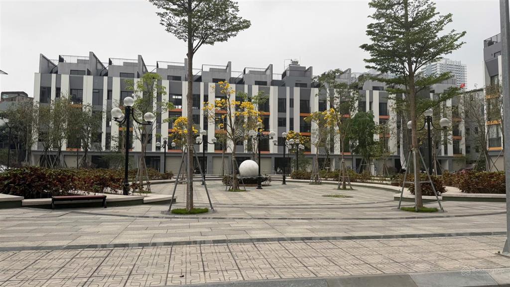 Chính chủ gửi bán nhanh suất ngoại giao căn liền kề khu đô thị hoàng thành pearl. diện tích 108 m².